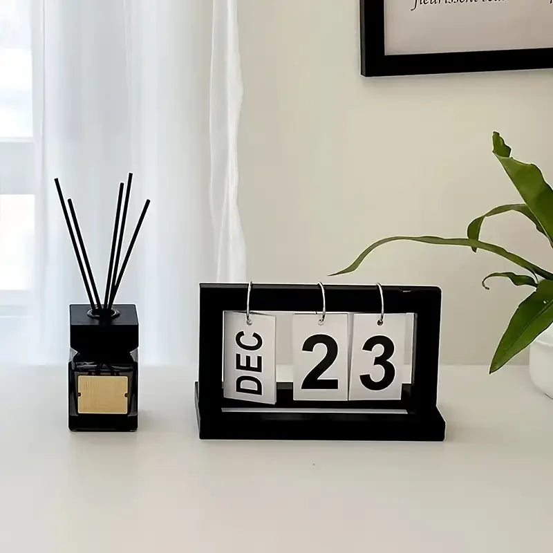 Ins Minimalist Style Living Room Office Decoration Wooden Calendar Ornament Modern Desk Accessories Simple Home Decor Crafts Gif