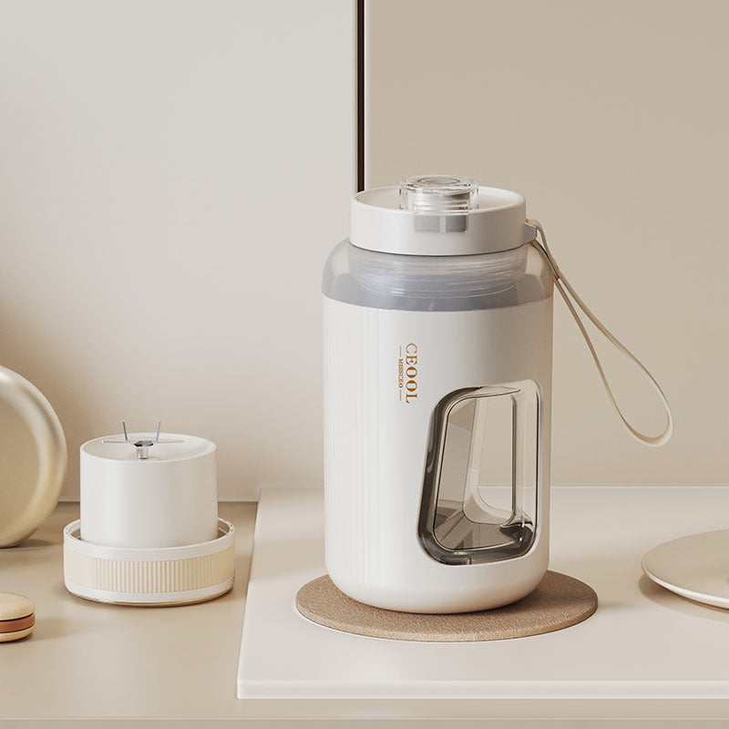 Small Portable Juicer Cup